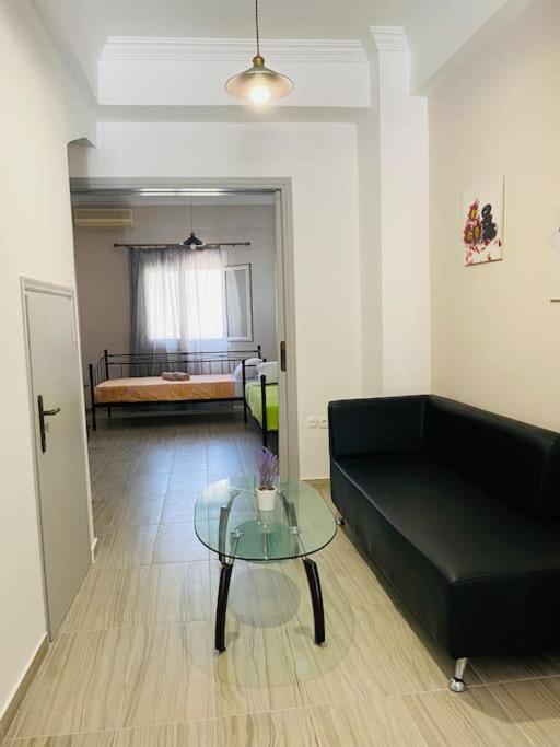 Modern 2Br Near Centre -5Min Wlk Apartment Patras Ngoại thất bức ảnh