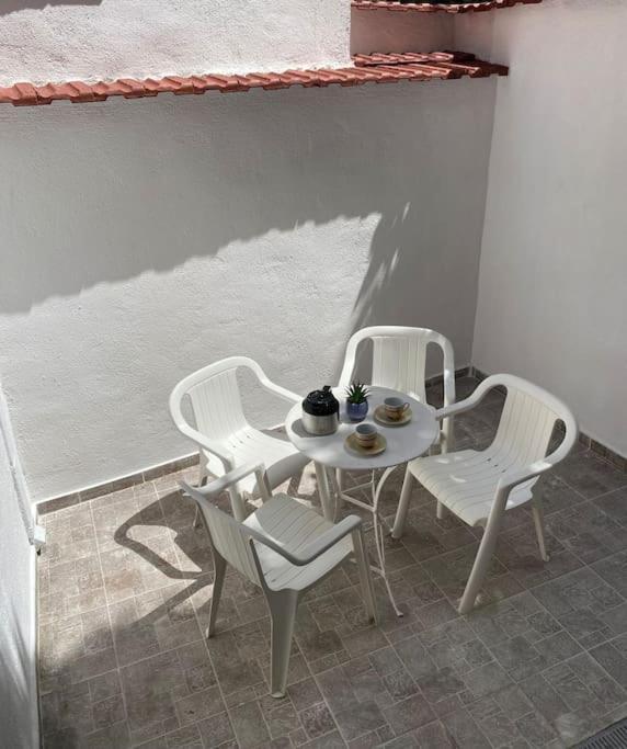 Modern 2Br Near Centre -5Min Wlk Apartment Patras Ngoại thất bức ảnh